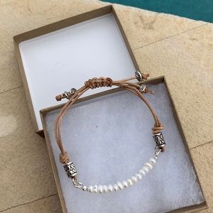 Ladies slip knot fresh water pearls